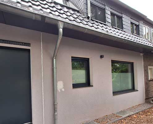Malerfachbetrieb-Binder-Mülheim-Fassade-vorher-X